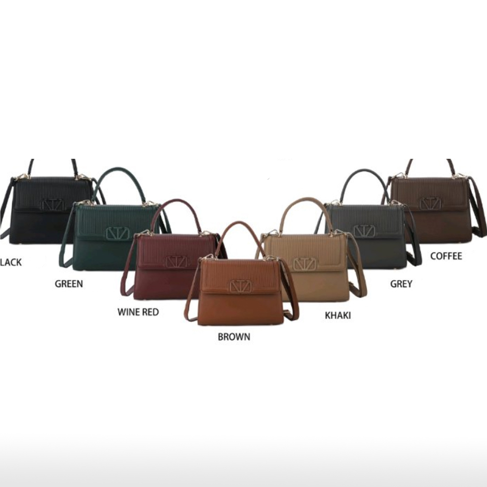 1738621476_woman_bagggg.jpg